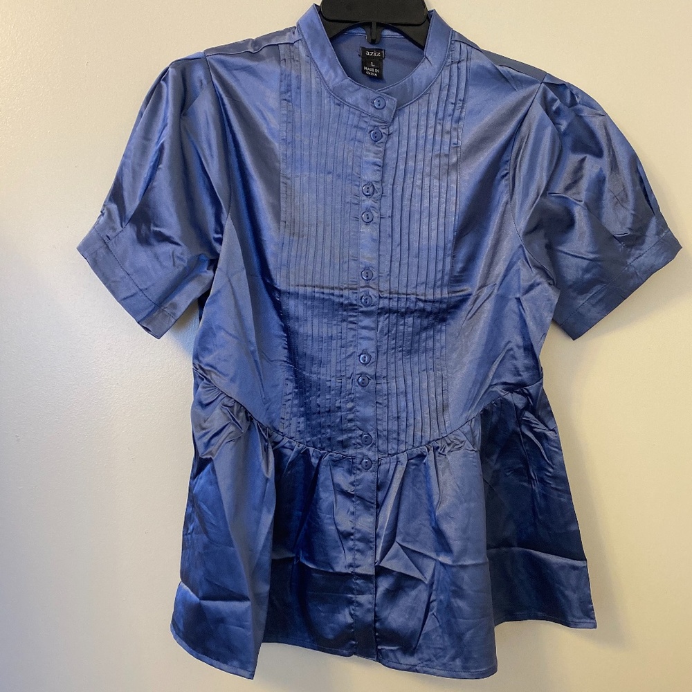 Aziz Button Down Top  Womens NWOT